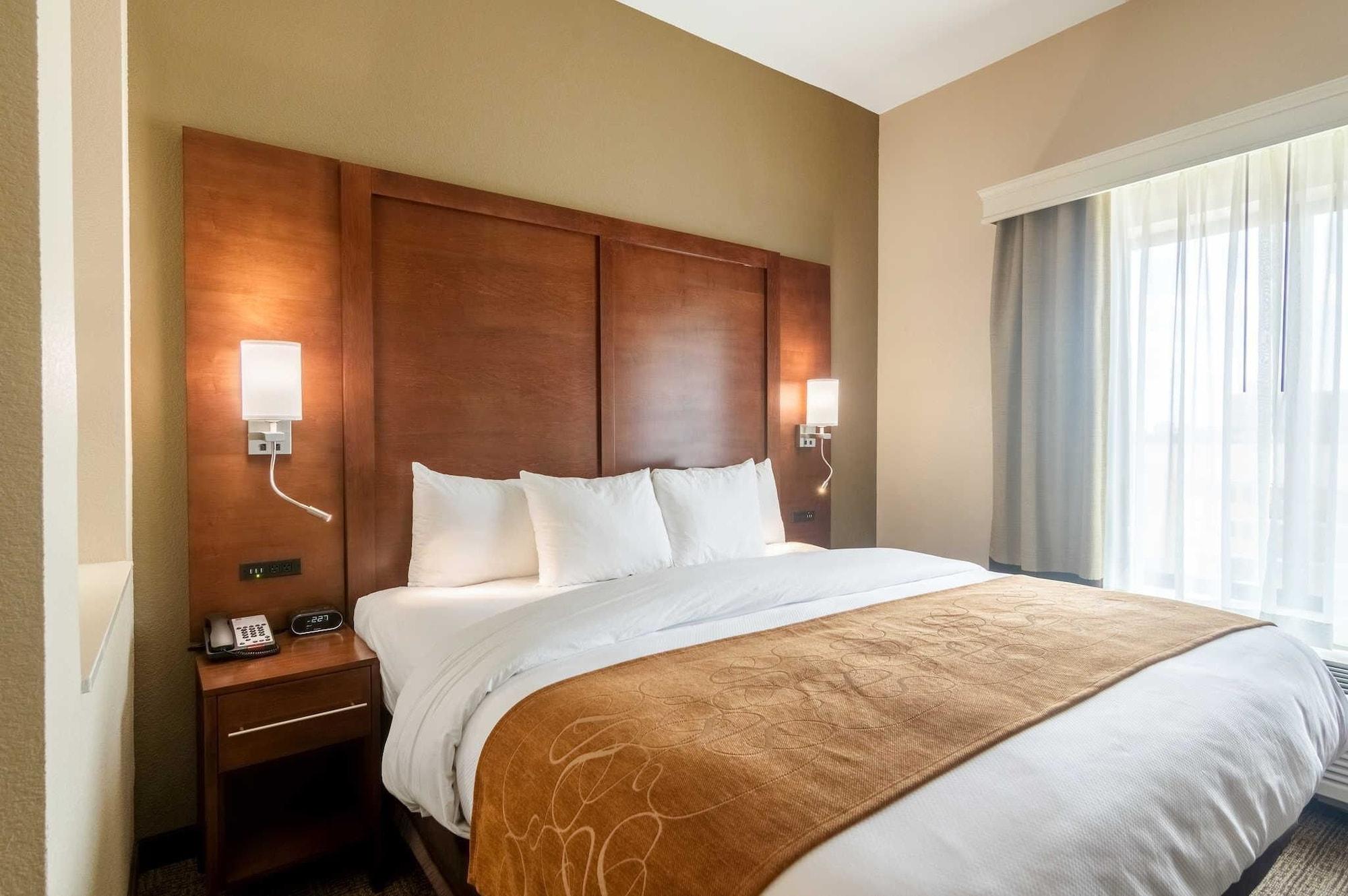 Comfort Suites Fairgrounds West Oklahoma City Exteriör bild