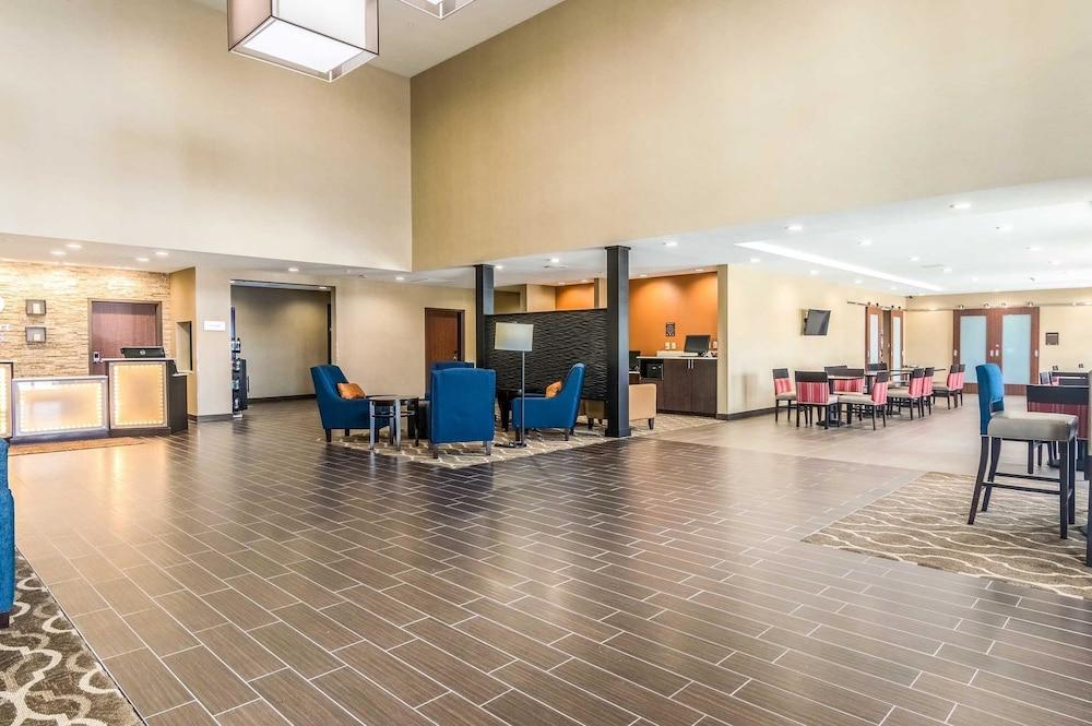 Comfort Suites Fairgrounds West Oklahoma City Exteriör bild