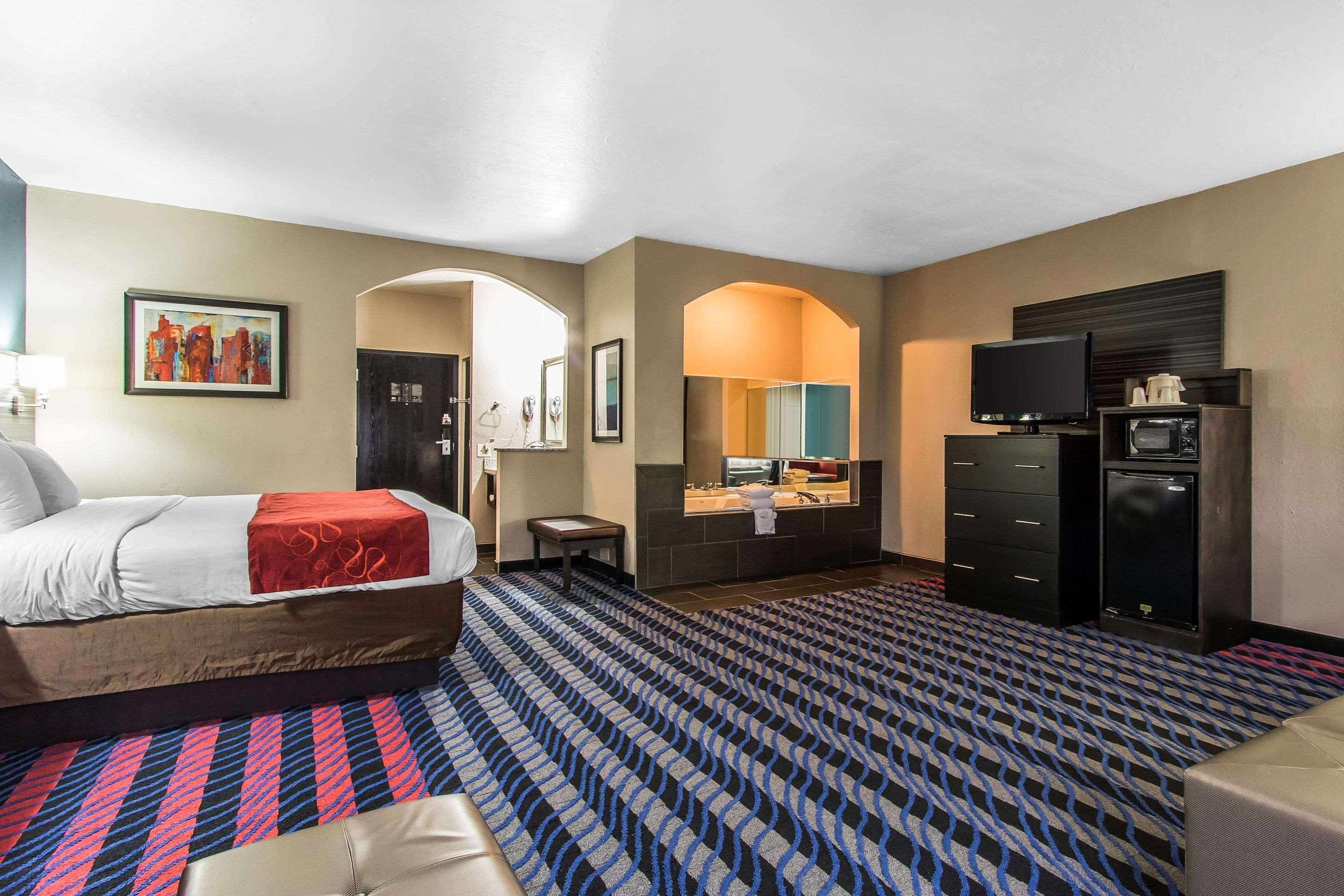 Comfort Suites Fairgrounds West Oklahoma City Exteriör bild