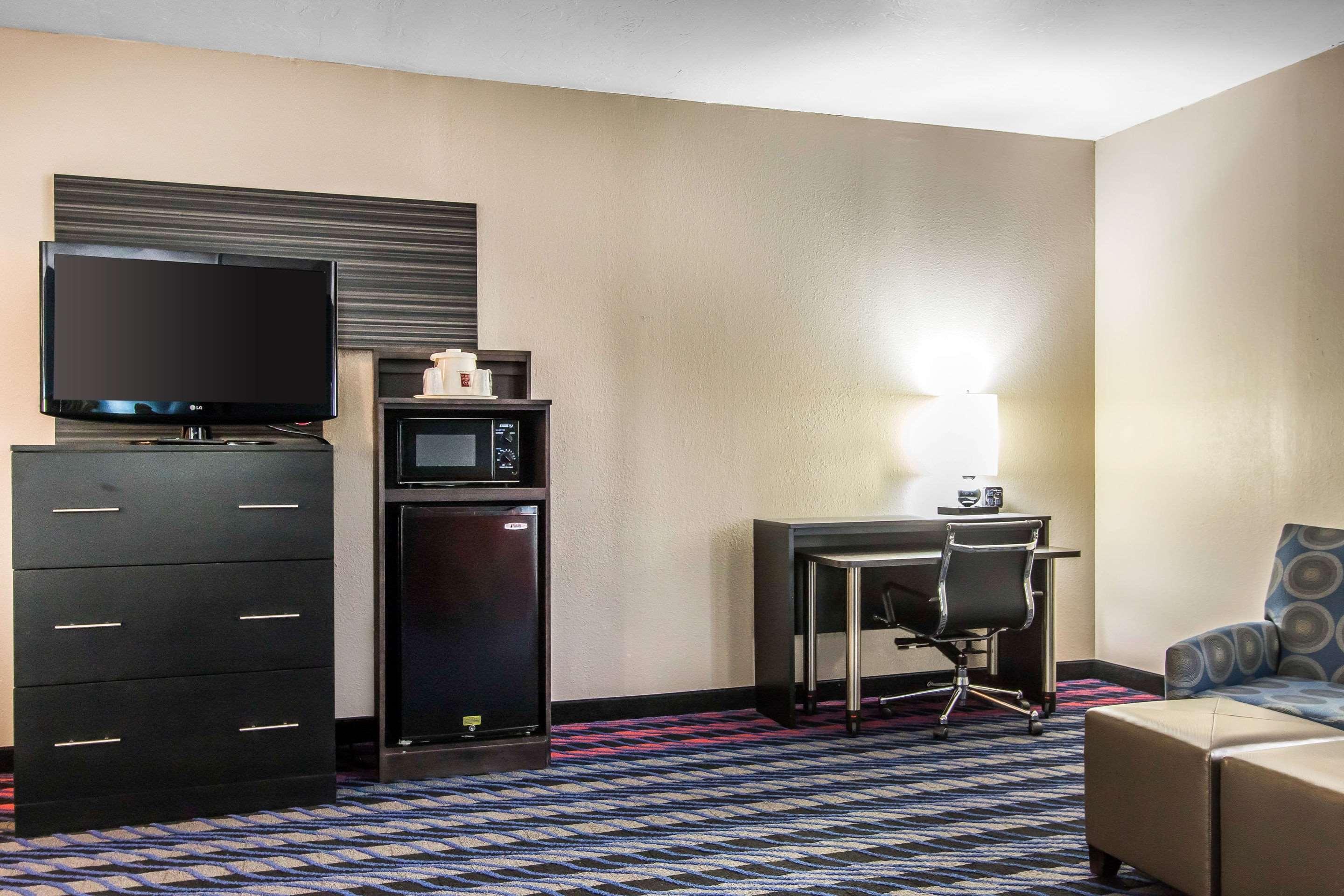 Comfort Suites Fairgrounds West Oklahoma City Exteriör bild